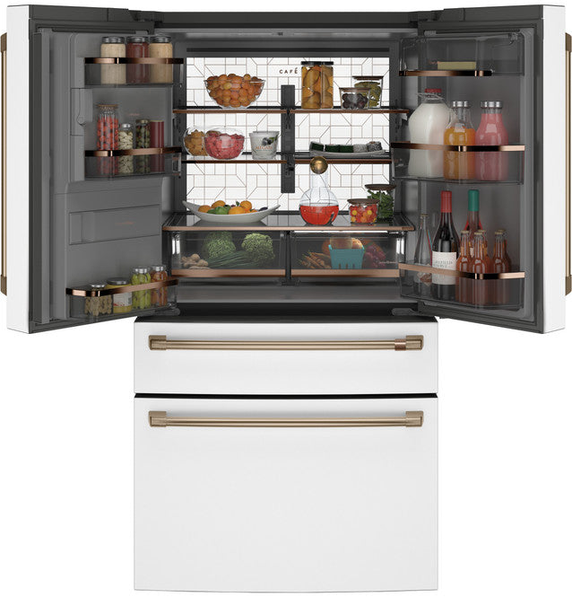 Réfrigérateur intelligent à 4 portes et à portes françaises Café™ ENERGY STAR® de 27,8 pi³ - CVE28DP4NW2