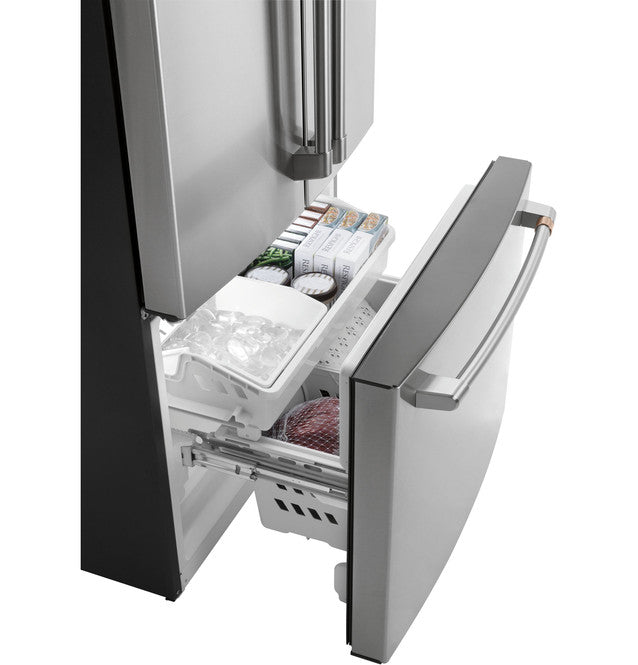 Réfrigérateur à portes françaises à profondeur de comptoir de 18,6 pi3 Café™ ENERGY STAR® - CWE19SP2NS1