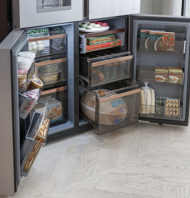 Réfrigérateur intelligent à quatre portes Café™ ENERGY STAR® de 27,4 pi³ en verre platine - CQE28DM5NS5