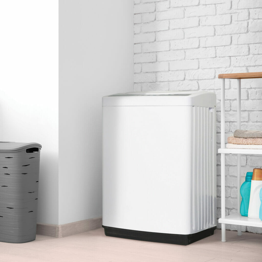 Danby 1.6 cu. ft. Compact Top Load Washing Machine in White - DWM055WDB