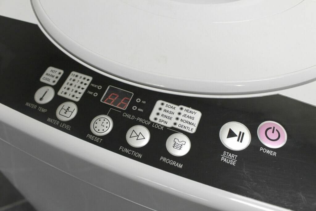 Danby 1.6 cu. ft. Compact Top Load Washing Machine in White - DWM055WDB