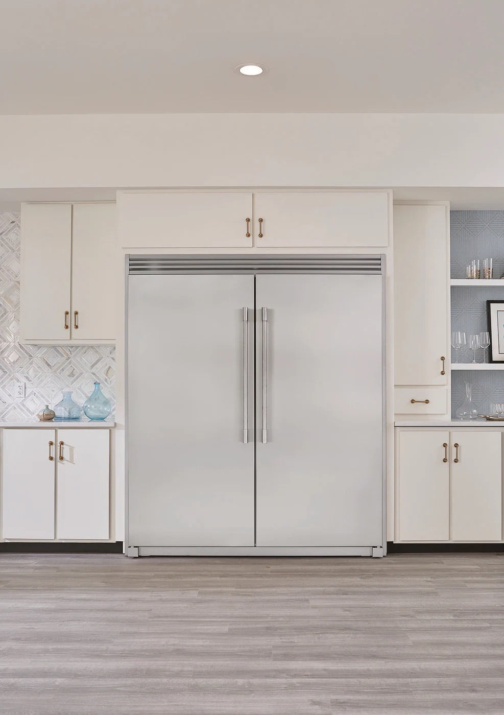 Congélateur à porte simple Frigidaire Professional de 19 pi³ - FPFU19F8WF