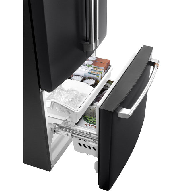 Réfrigérateur à portes françaises à profondeur de comptoir de 18,6 pi3 Café™ ENERGY STAR® - CWE19SP3ND1