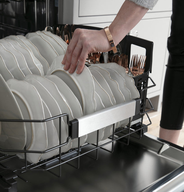 Lave-vaisselle intelligent Café™ ENERGY STAR® avec intérieur en acier inoxydable et lavage ultra-nettoyant, et séchage ultra-rapide à double convection - CDT875P2NS1