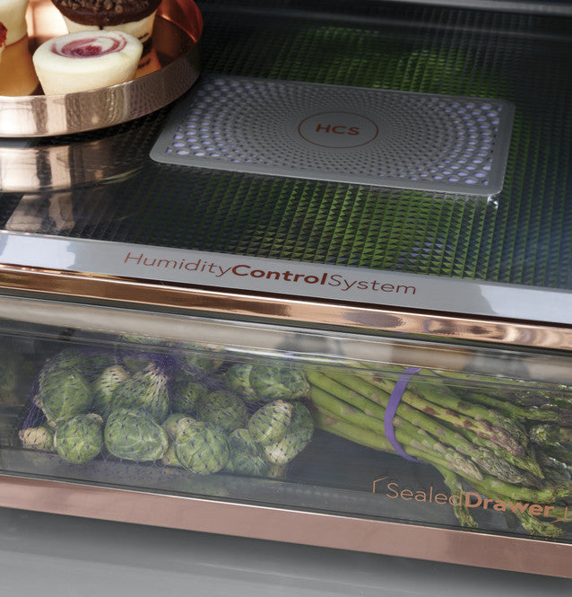 Réfrigérateur intelligent à quatre portes Café™ ENERGY STAR® de 27,4 pi³ en verre platine - CQE28DM5NS5