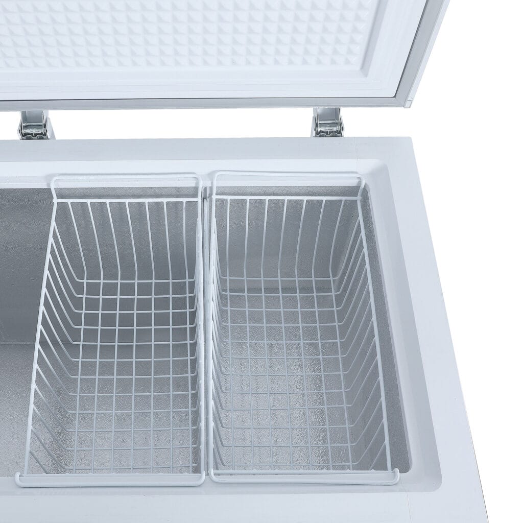 Danby 17.1 cu. ft. Chest Freezer 2 Door in White - DCFM171A1WDB