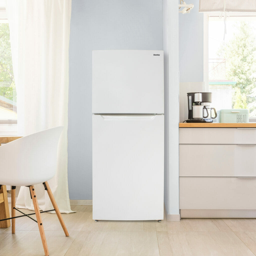 Danby 14.2 cu. ft. Apartment Size Fridge Top Mount in White - DFF142E1WDB