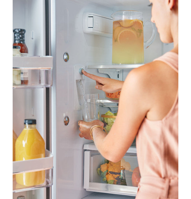 Café™ ENERGY STAR® 23.1 Cu. Ft. Smart Counter-Depth French-Door Refrigerator - CWE23SP3MD1